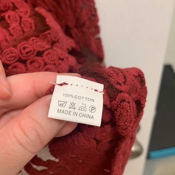 Long sleeve sheet lace top - Picture 5 of 14